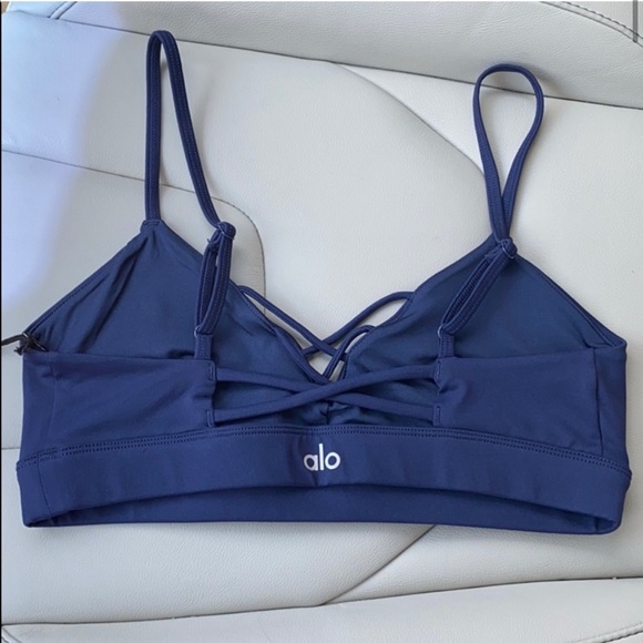 Set of ALO Yoga Navy Blue Bra & Leggings - Picture 2 of 13
